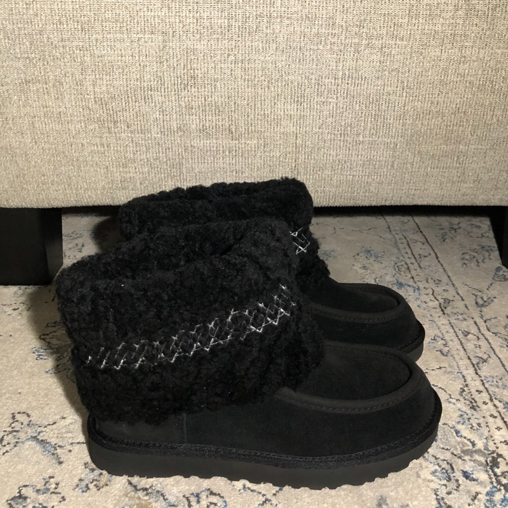 Ugg Mini Braid Cuff Boots Black - image 3